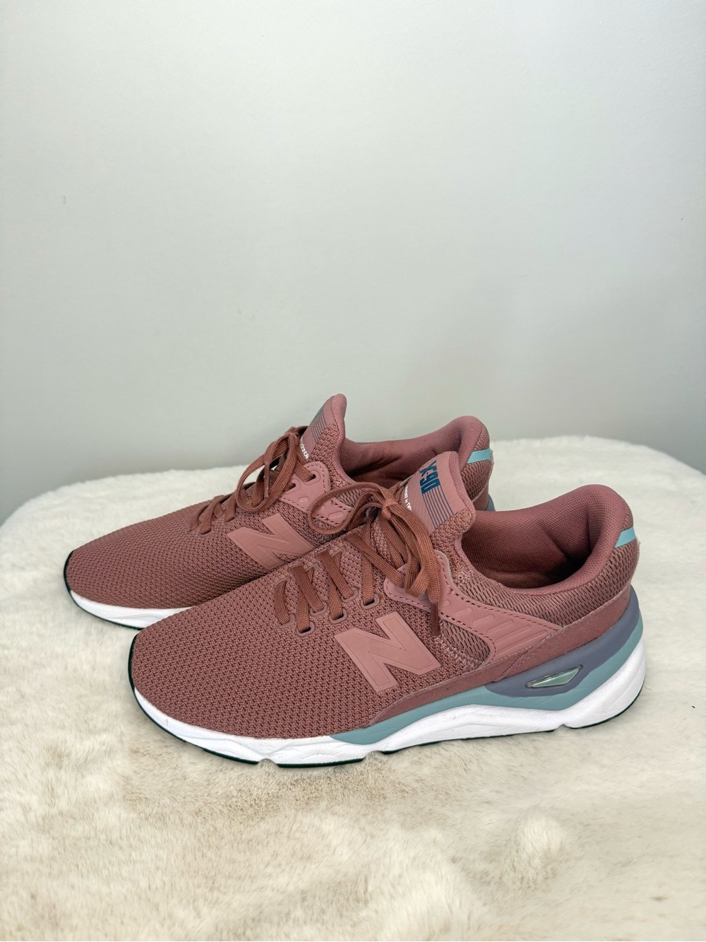 New Balance Women's X-90 Dark Oxide Rose Mesh Running Sneakers - Picture 3 of 5